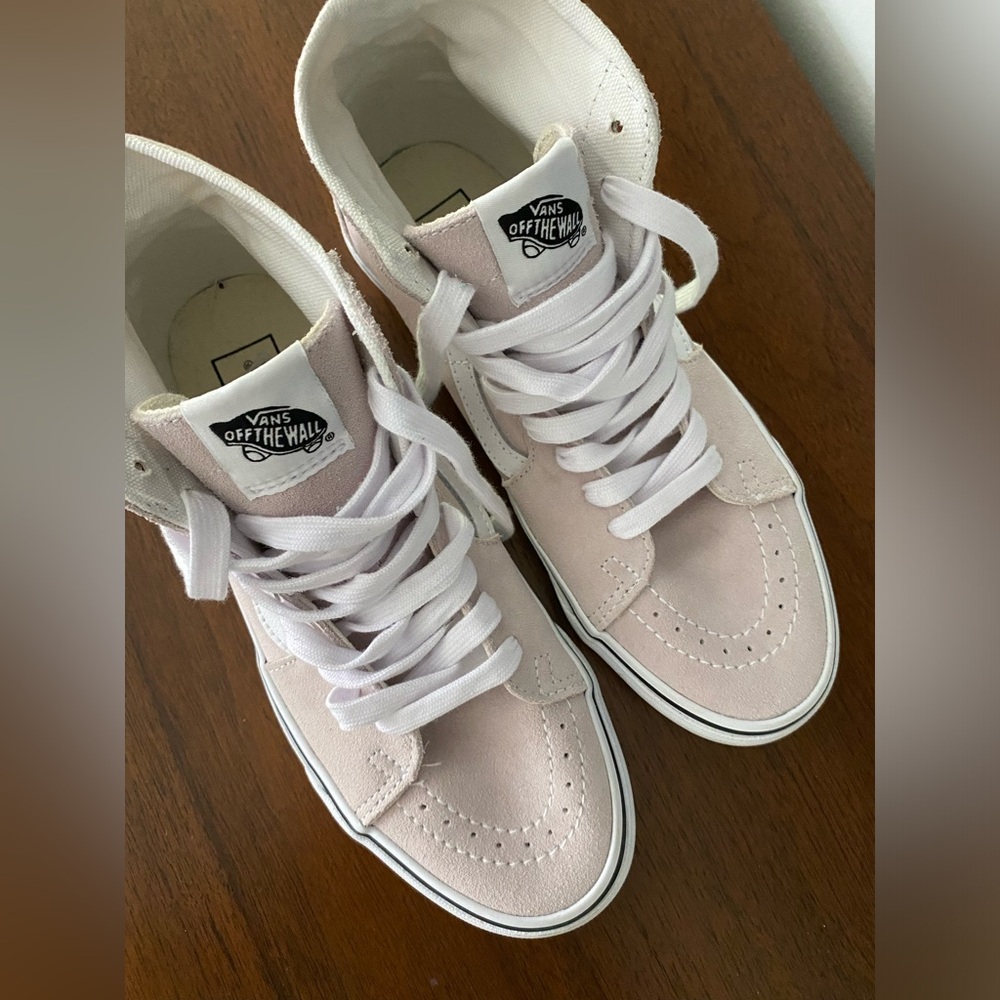Vans Off The Wall Sk8 Hi tops in blush pink - almost new